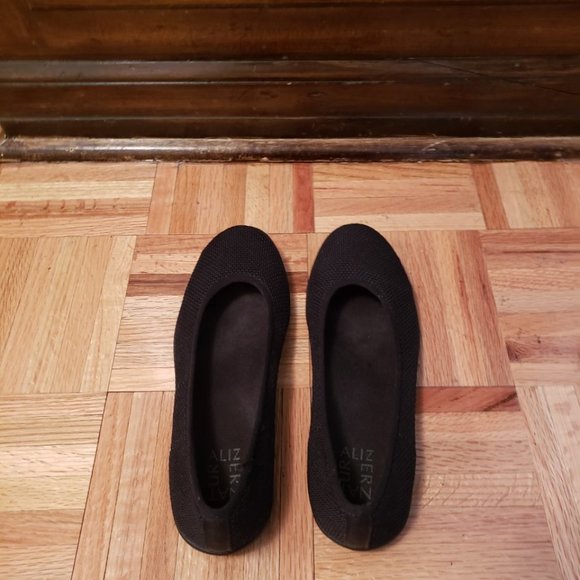 Naturalizer Fabric Upper Flats (Size 7) - like new - Picture 1 of 2